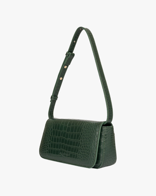 Demi Raya in Emerald