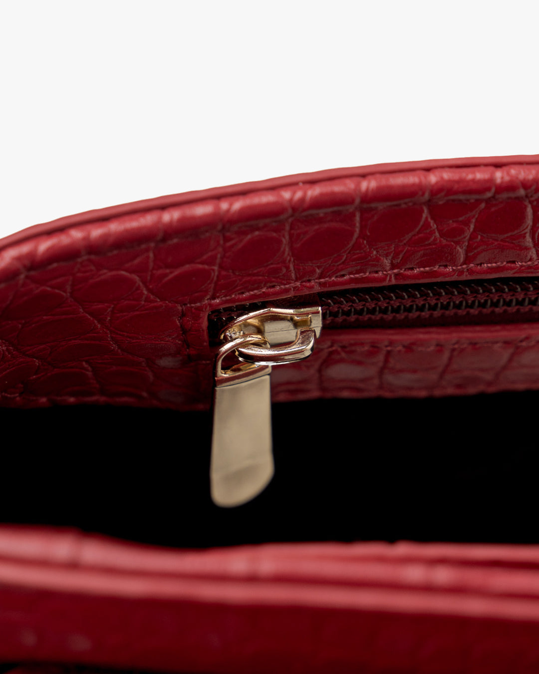 Demi Raya in Crimson