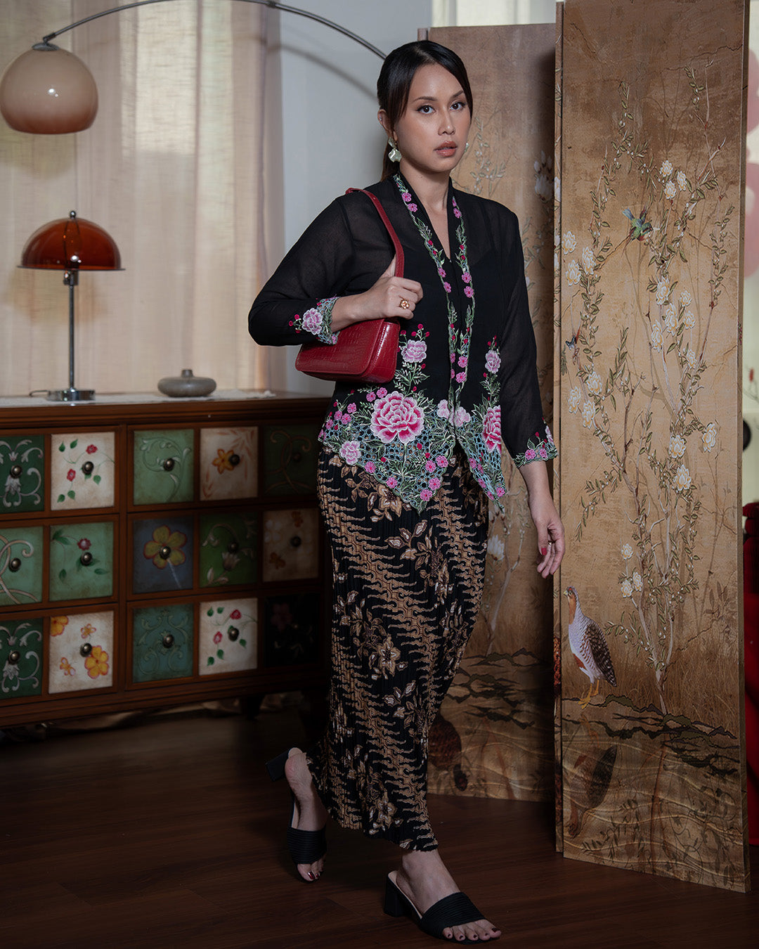Demi Raya in Crimson