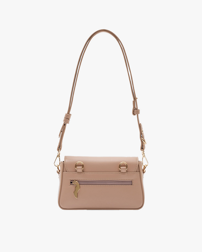 Siara in Blush
